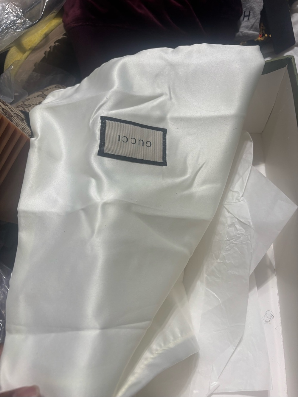 Gucci Beige GG Supreme Monogram Slide Sandals - Picture 11 of 12